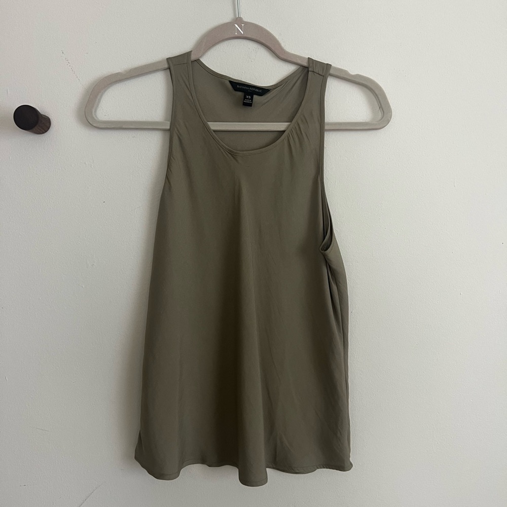 Banana Republic Taupe Scoop Neck Silky High Neck Oversized Flowy Tank Top
